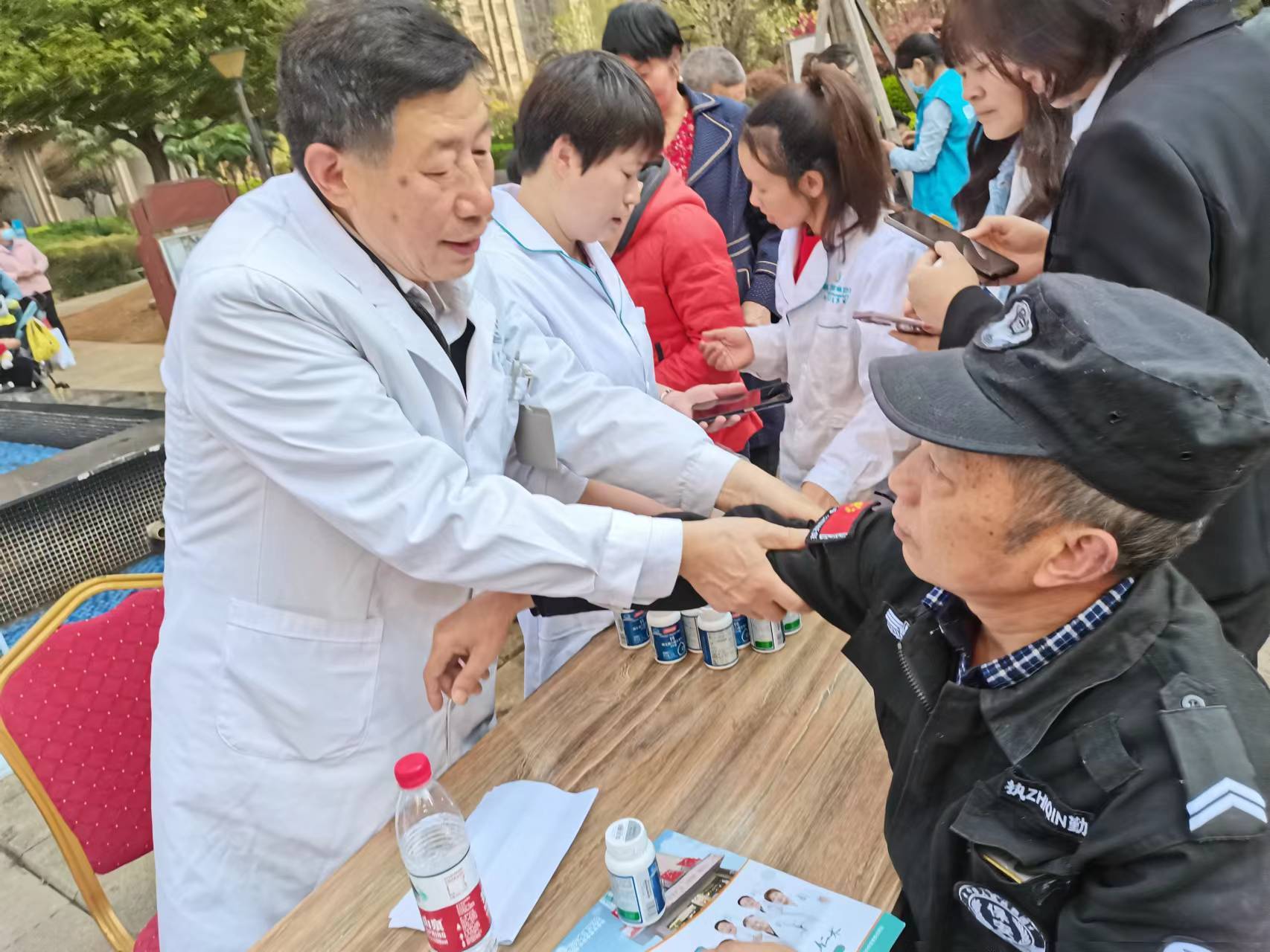 重庆最新24小时高价回收医保长沙方法分析(最方便真实的重庆长沙医废处理方法)